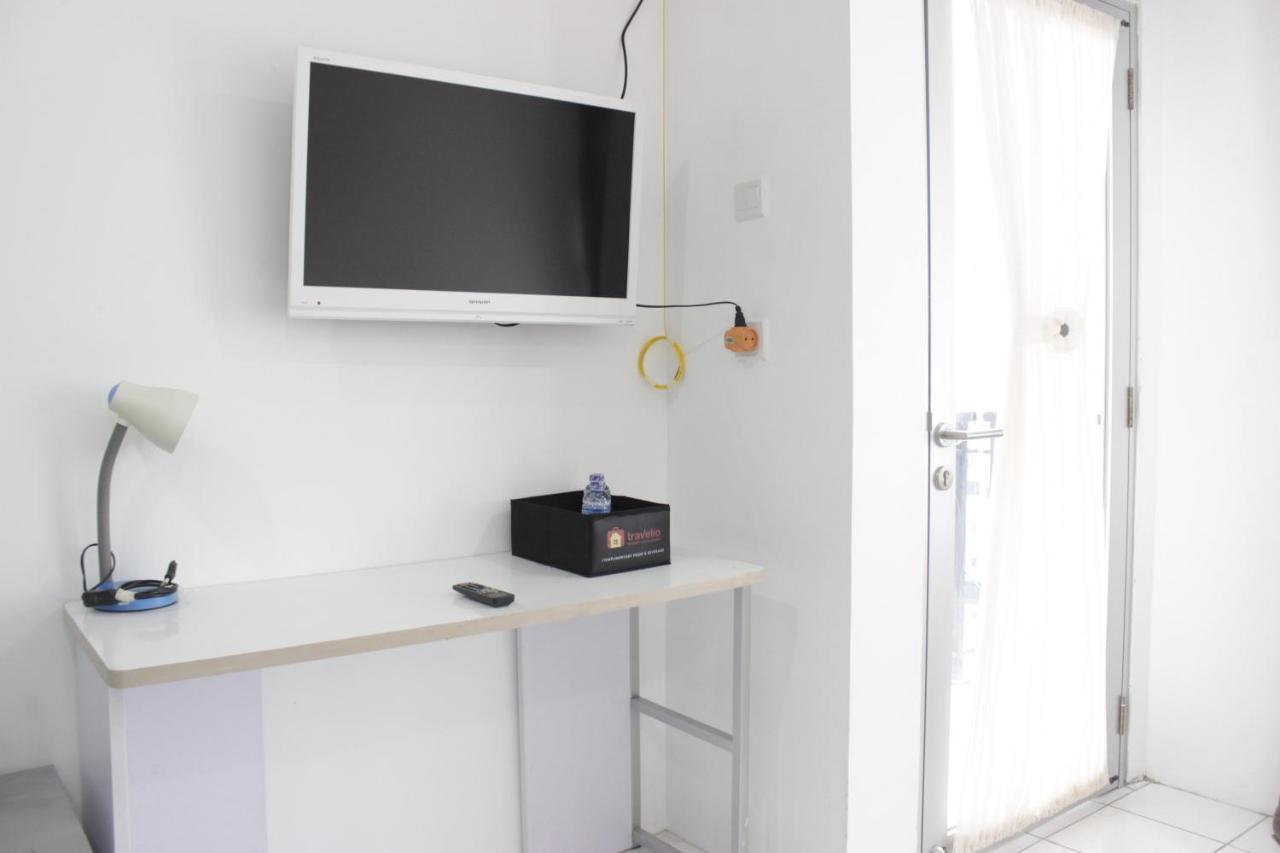 Stylish And Comfy 2br Grand Afrika By Travelio Apartemen Bandung
