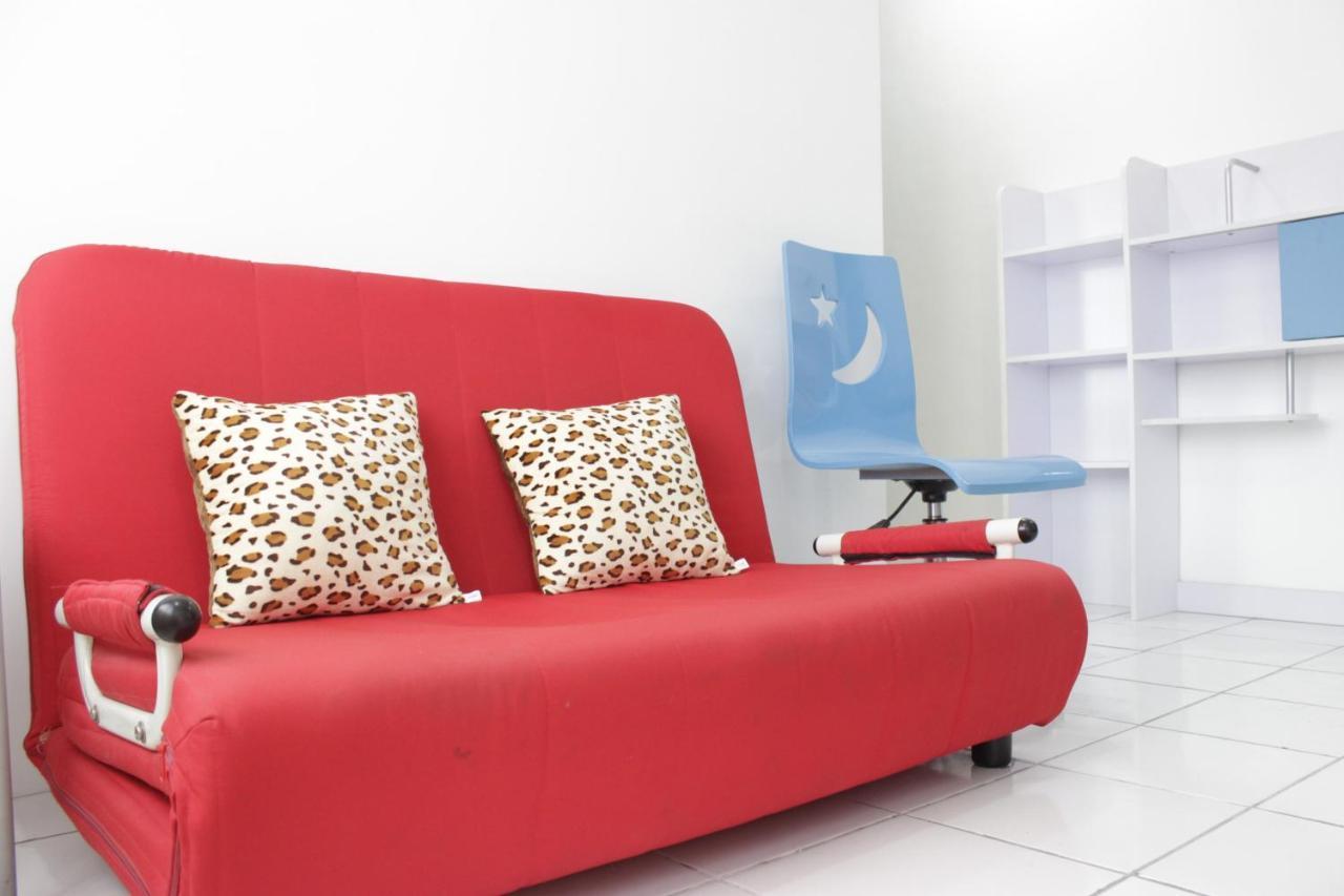 Stylish And Comfy 2br Grand Afrika By Travelio *