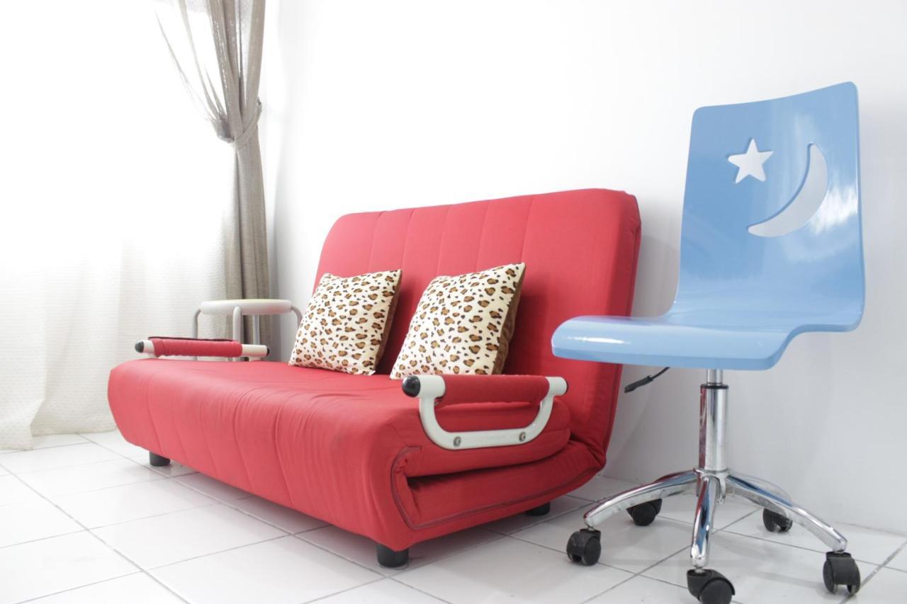 Stylish And Comfy 2br Grand Afrika By Travelio