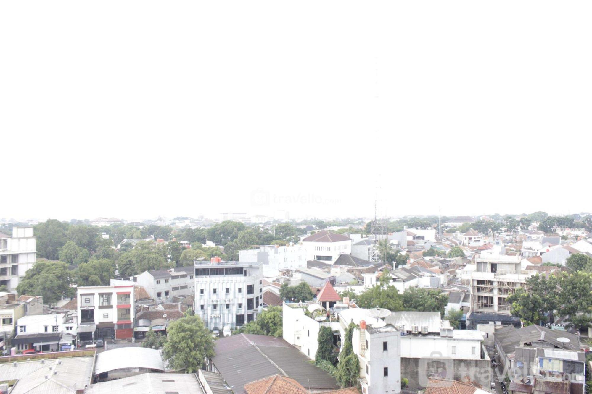 Stylish And Comfy 2br Grand Afrika By Travelio Apartemen